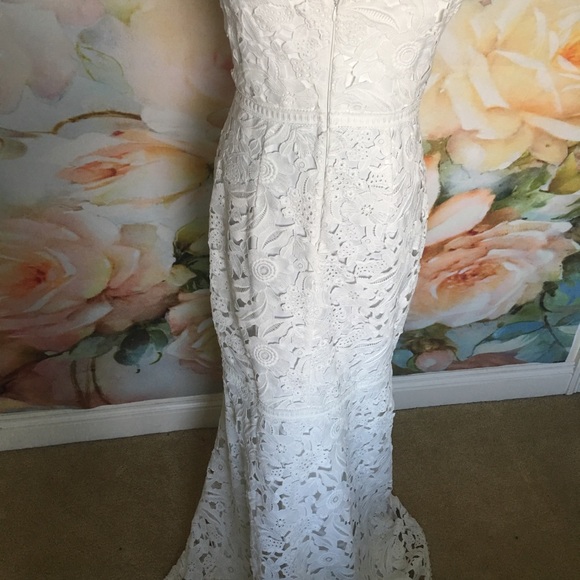 Minuet Wedding Dress - Large - Picture 7 of 8